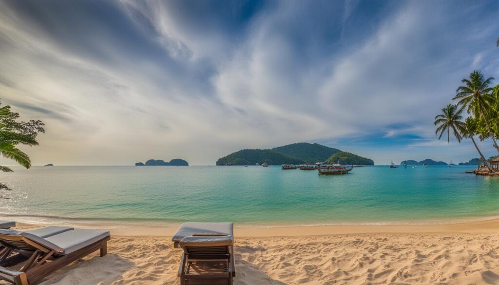 Beachfront hotels in Phuket Beachfront hotels in Phuket