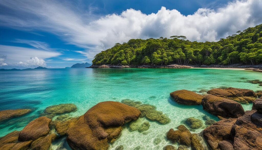 Must-see attractions in Kota Kinabalu Must-see attractions in Kota Kinabalu