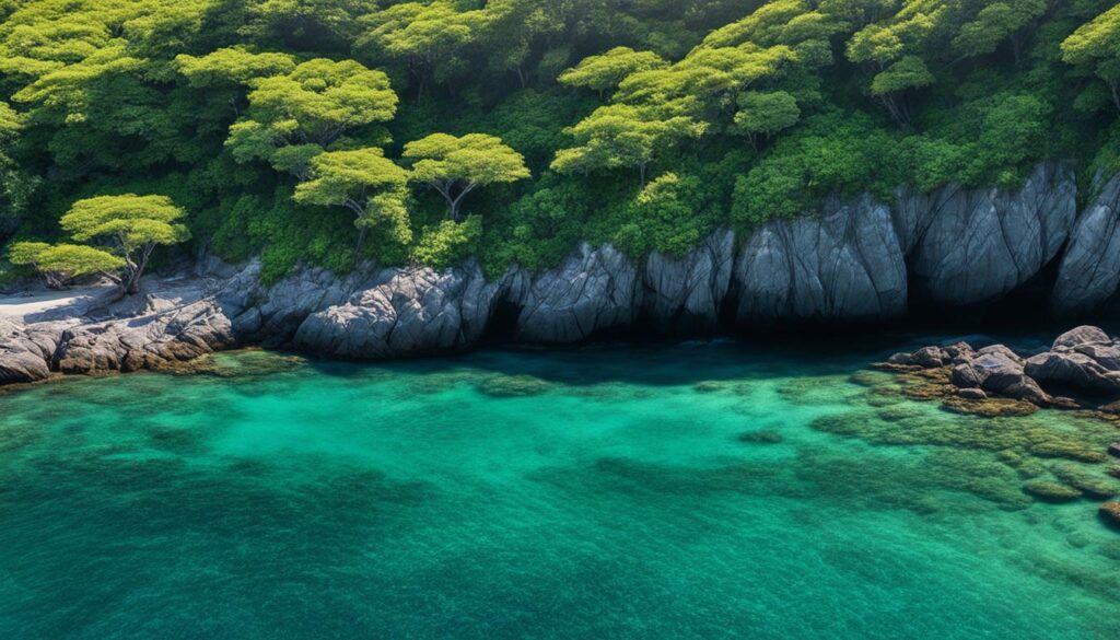 Natural Swimming Spots Along the Aegean Coast Natural Swimming Spots Along the Aegean Coast