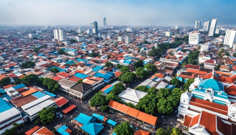 Budget-friendly travel tips and hidden gems for exploring Surabaya cheaply?