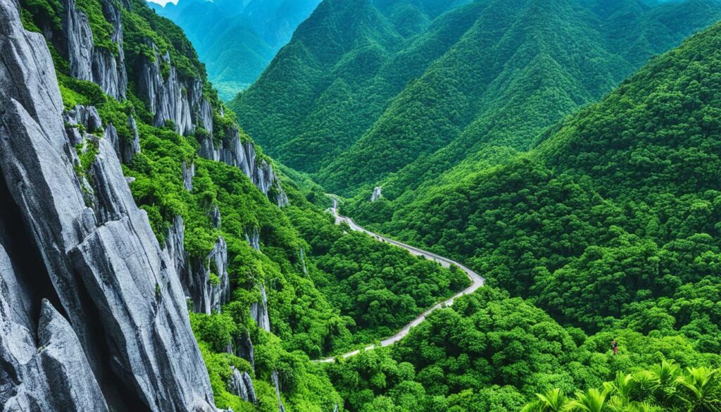Marble Mountains trekking Marble Mountains trekking