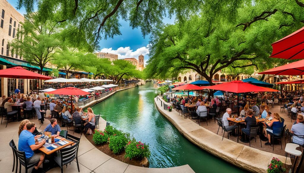 San Antonio outdoor dining by the river San Antonio outdoor dining by the river