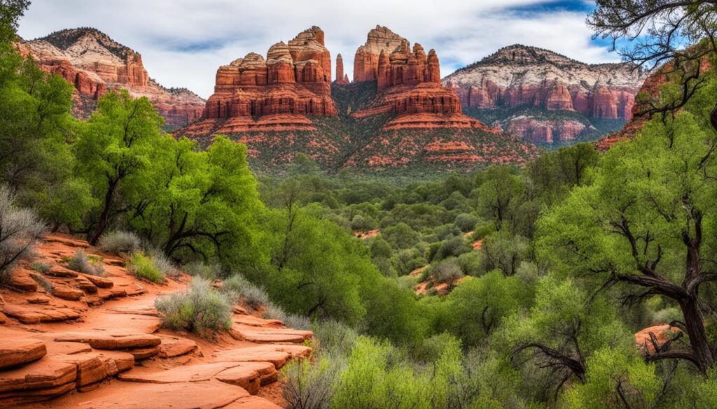 Soldier Pass Trail - Enchanting Views of Sedona's Wilderness Soldier Pass Trail - Enchanting Views of Sedona's Wilderness