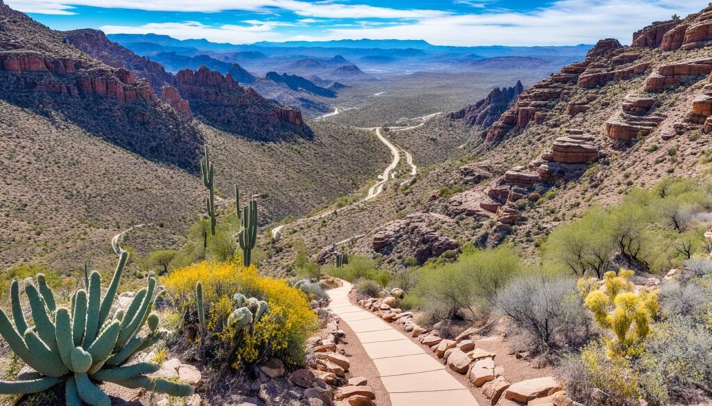 best hiking trails Sabino Canyon best hiking trails Sabino Canyon