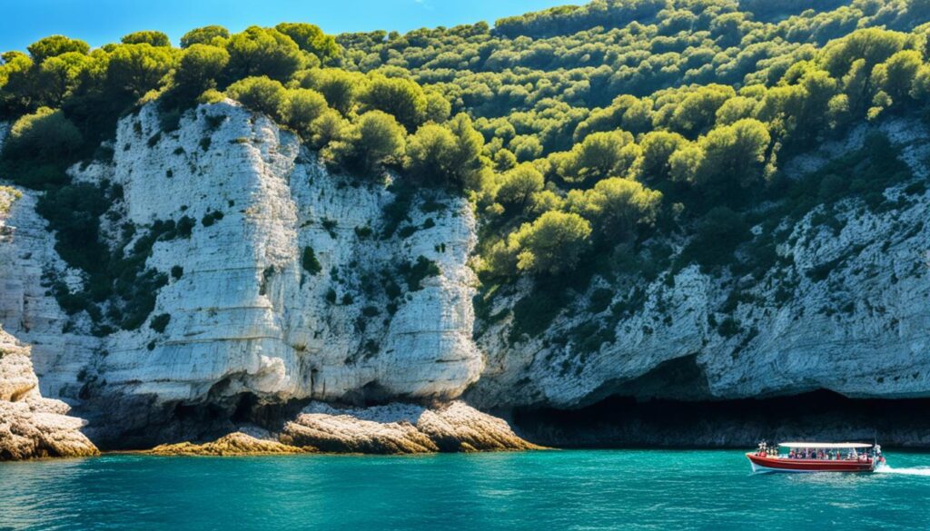 explore Pula by boat explore Pula by boat