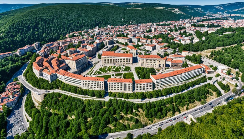 Veliko Tarnovo University Veliko Tarnovo University