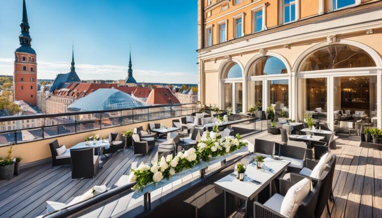 Where are the best places to stay in Riga for sightseeing?