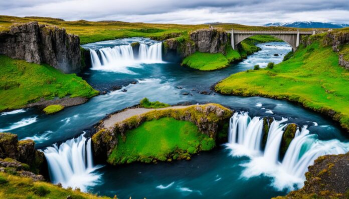 Godafoss waterfall access