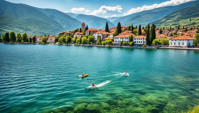 What are the must-see sights and experiences in Struga on Lake Ohrid?