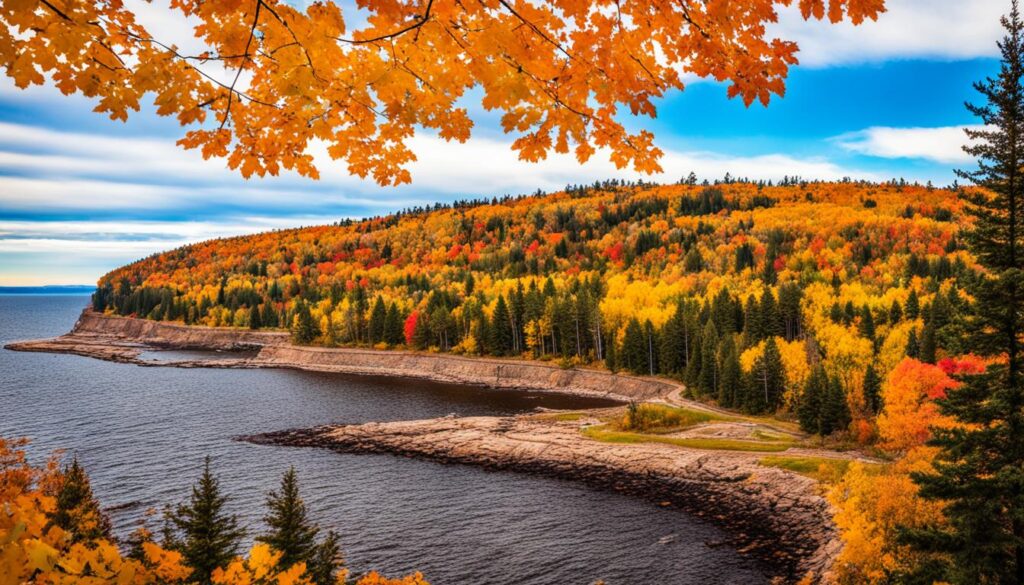 Duluth MN fall foliage best time