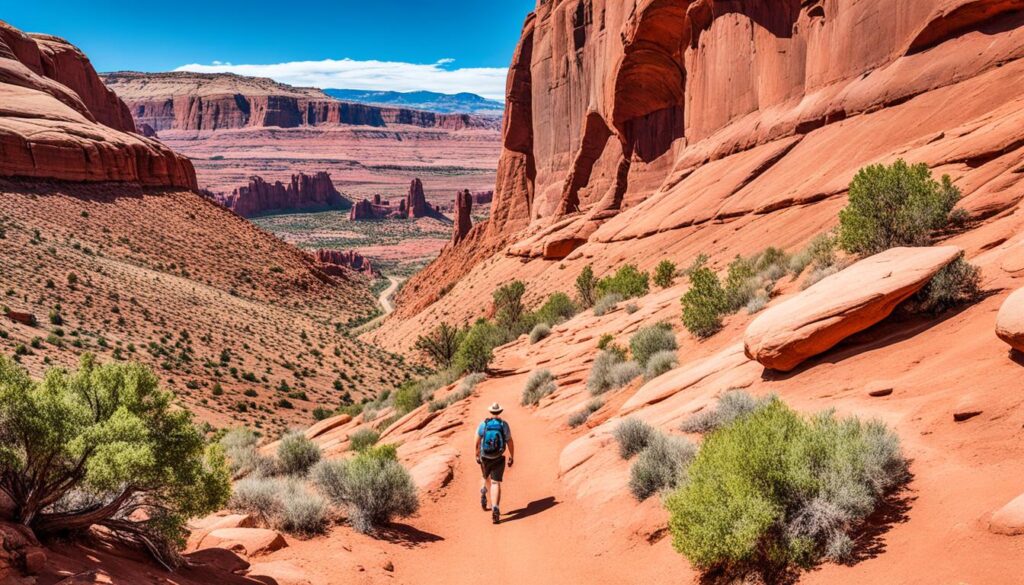 Moab hiking trails including Delicate Arch and Fiery Furnace Moab hiking trails including Delicate Arch and Fiery Furnace