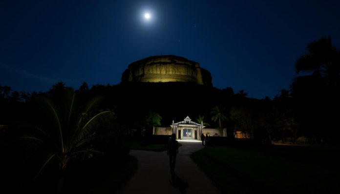 Is Sigiriya safe for solo travelers, especially at night?