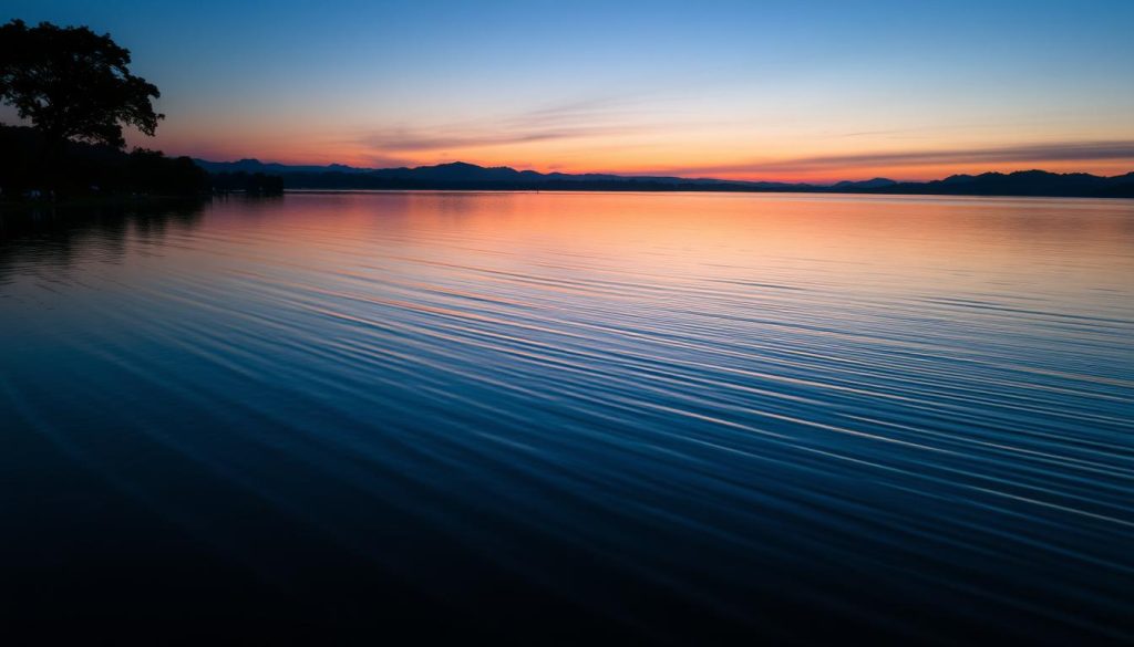 Kandy Lake evening allure Kandy Lake evening allure